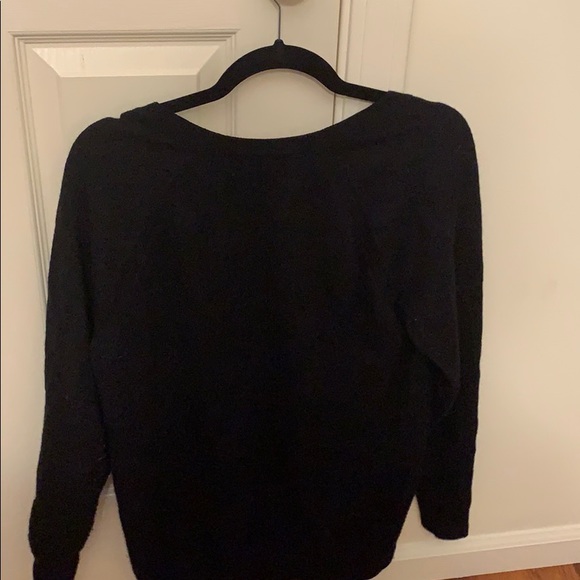 Gap V-neck sweater - Picture 2 of 3